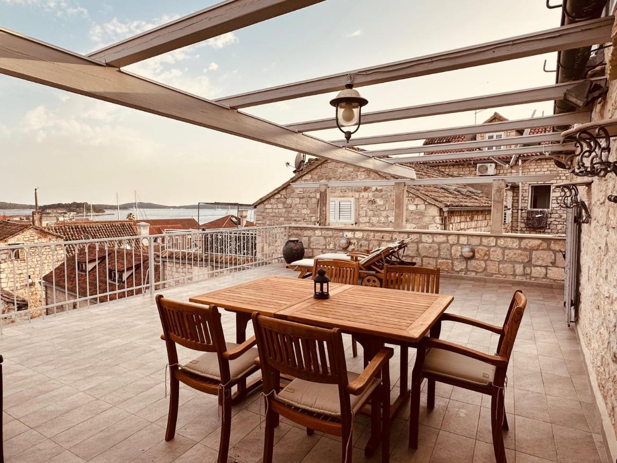 Fortezza - Hvar Old Town Apartment Хвар Экстерьер фото