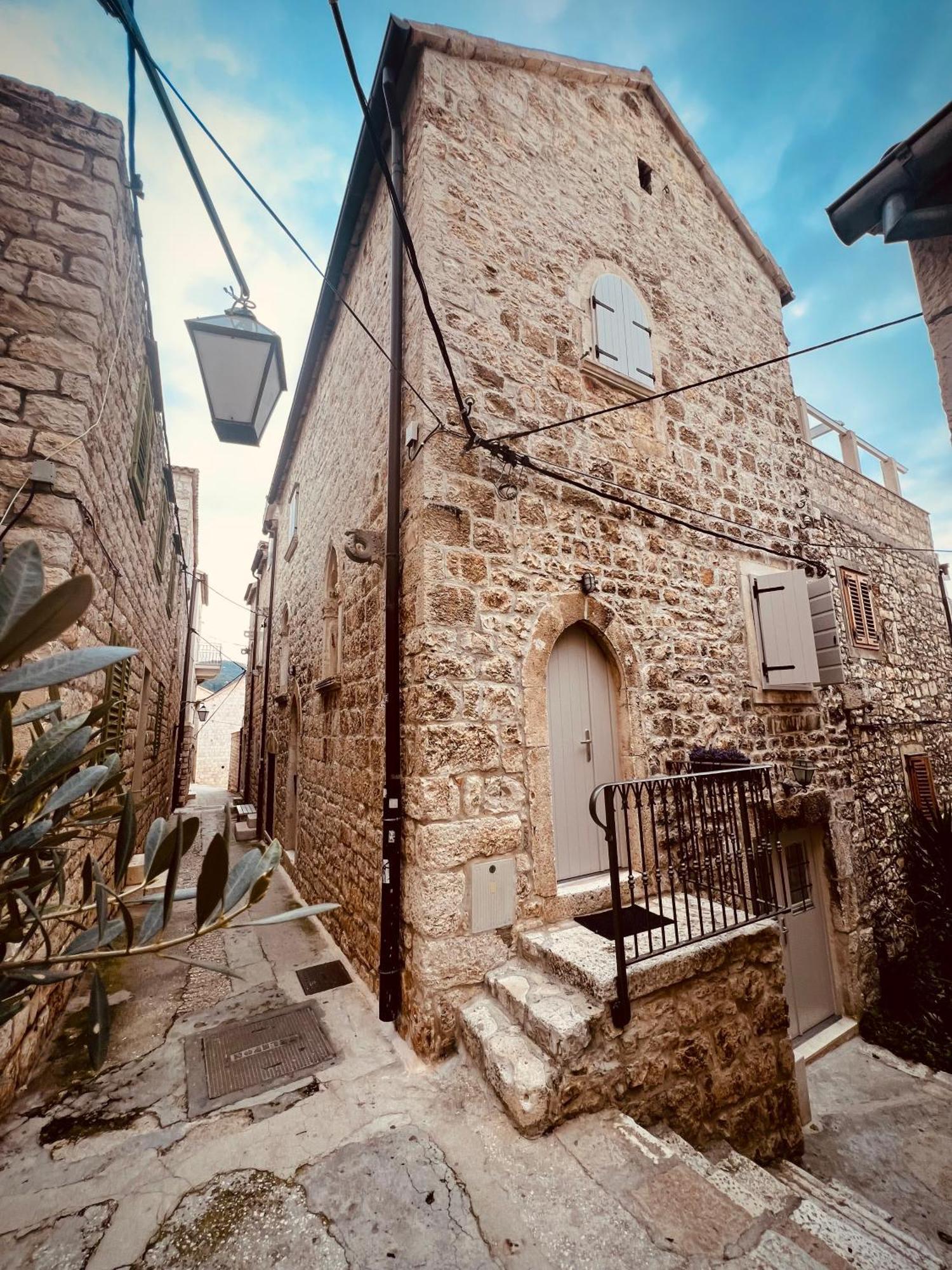 Fortezza - Hvar Old Town Apartment Хвар Экстерьер фото