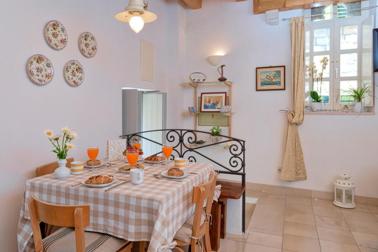 Fortezza - Hvar Old Town Apartment Хвар Экстерьер фото
